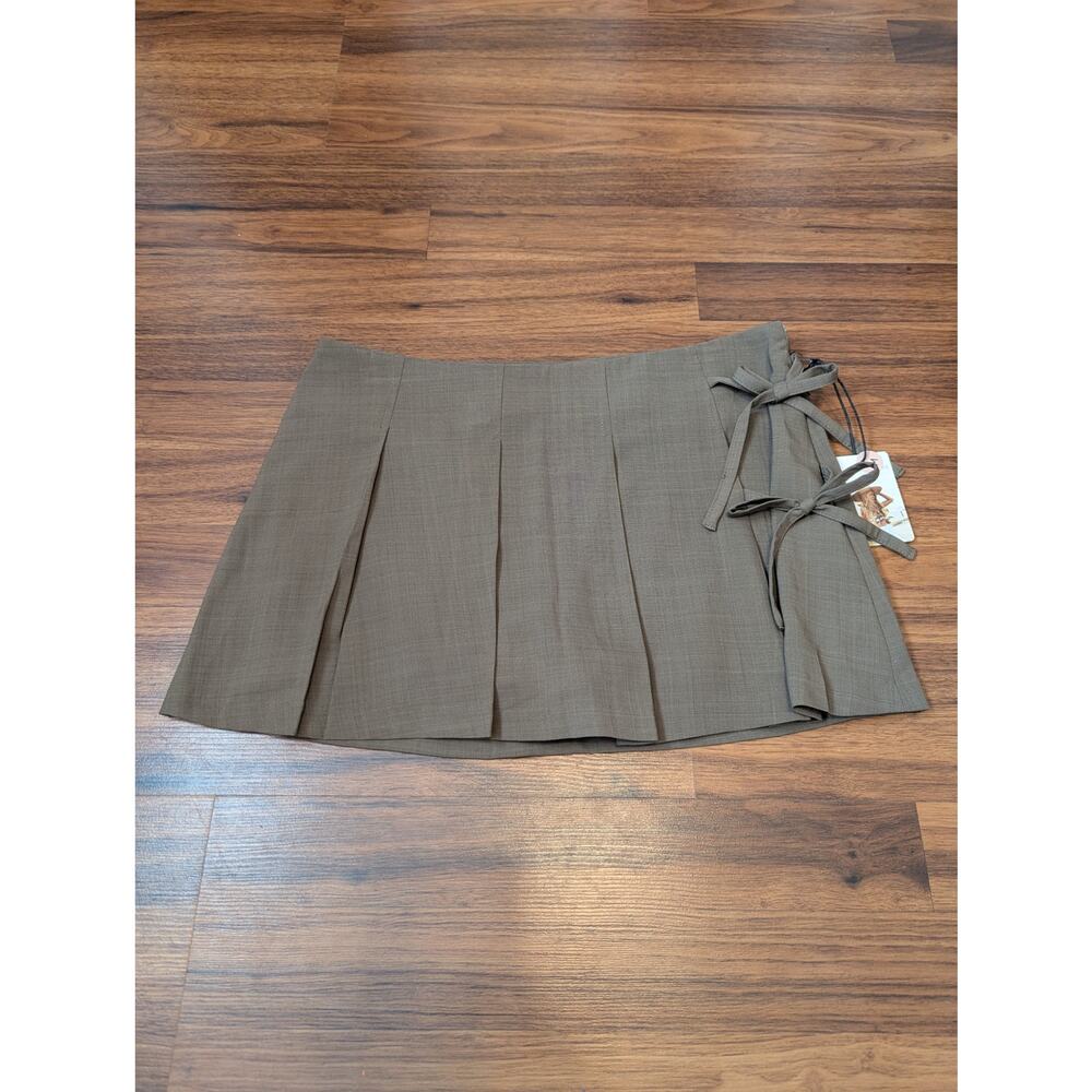Sincerely Jules Pleated Wrap Mini Skirt Size Medium Brown Academia Preppy NWT